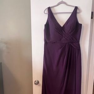 Morilee Chiffon Bridesmaids Dress with V-Neck and Open V-Back Sz 20 Eggplant
